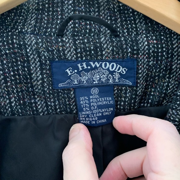 R.H. Woods Blazer - Picture 2 of 5